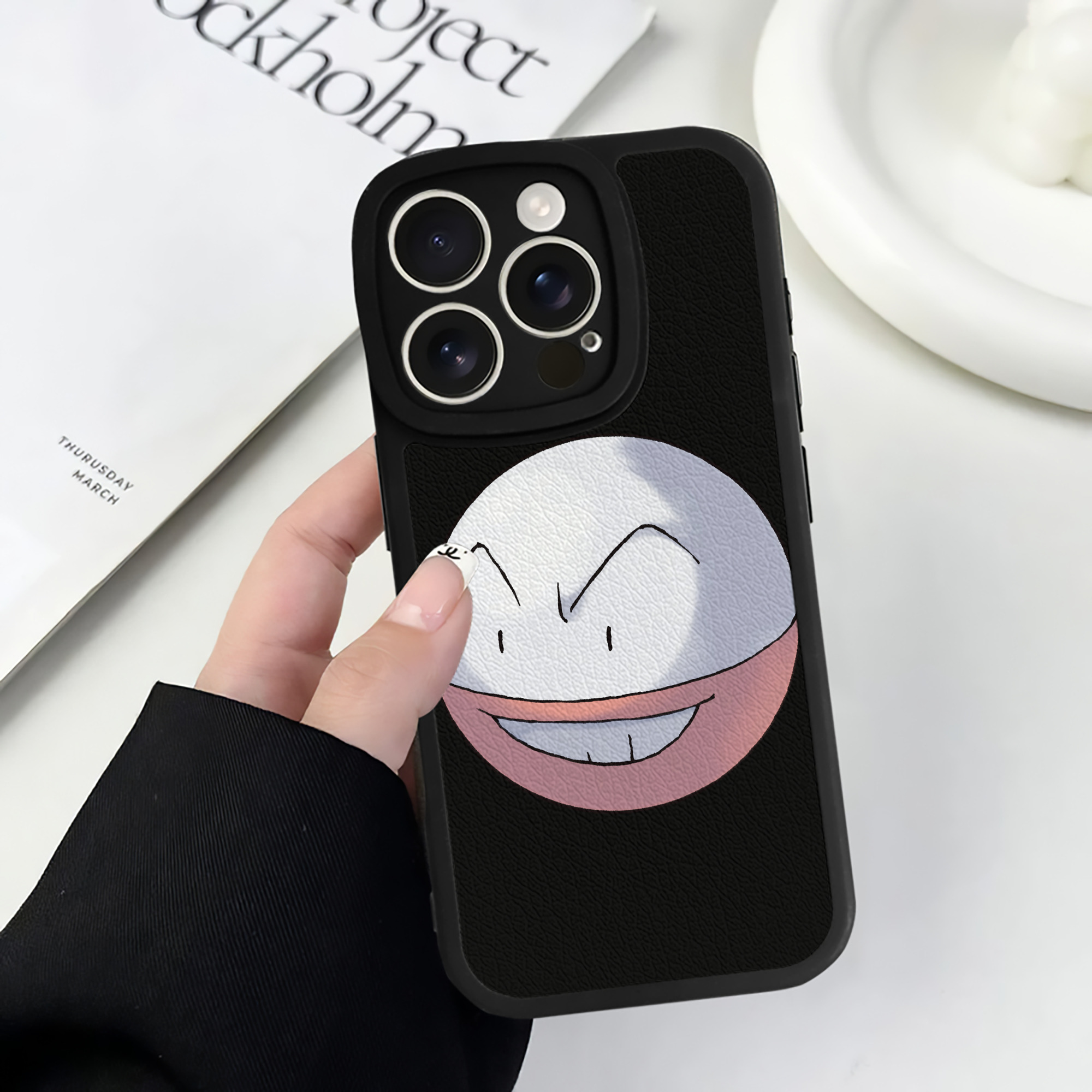 （画像用） ポケットモンスター Pokémon 【iPhone 16シリーズ対応】シリコンスマホケース（レザー調） 材質：シリコン